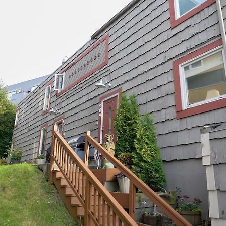Modern Condo Steps From The Ocean Anchorage Extérieur photo