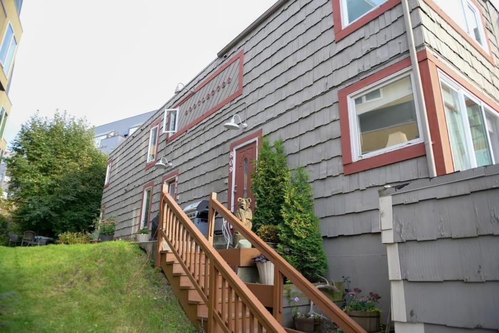 Modern Condo Steps From The Ocean Anchorage Extérieur photo